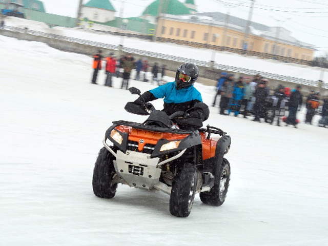 Ледовые гонки "Волжский трек 2014"