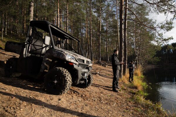 Квадроциклы с кабиной: какую модель выбрать в 2024–2025 годах