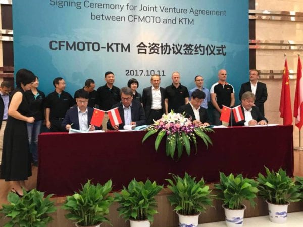 Успешное партнерство CFMOTO и KTM продолжается!