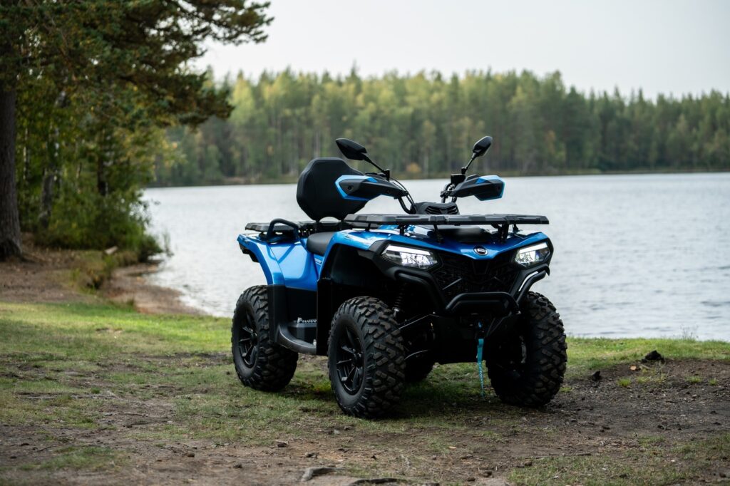 Квадроциклы для фермера и сельхозработ