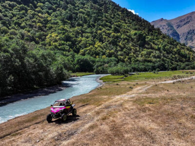 Путешествия на мотовездеходах и багги Side-by-Side