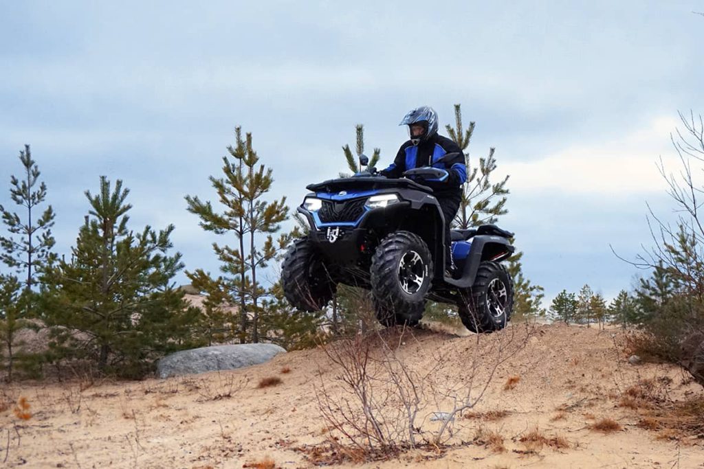 Квадроциклы CFMOTO с объемом двигателя 600 см³