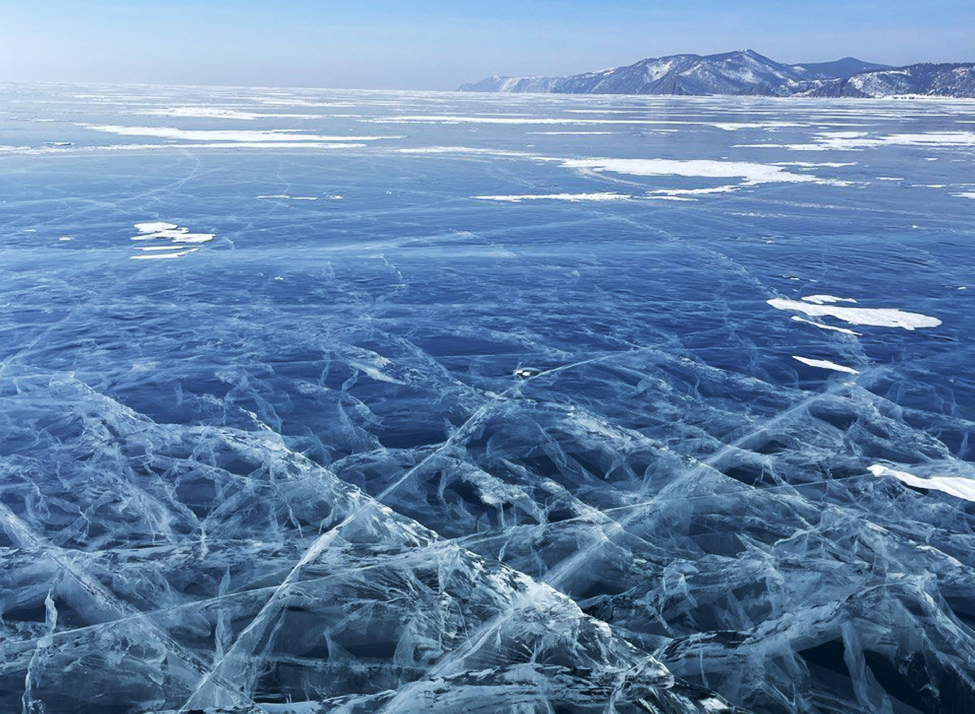 Лёд Байкала 2024 «Гусихинские источники»