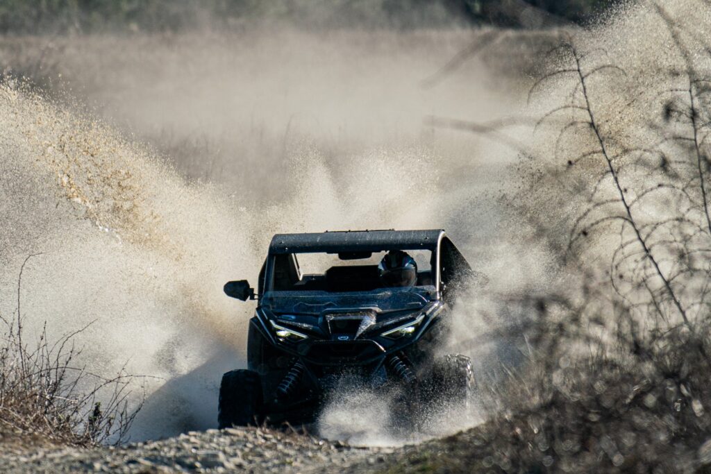 Лучшие квадроциклы CFMOTO для езды и гонок по грязи