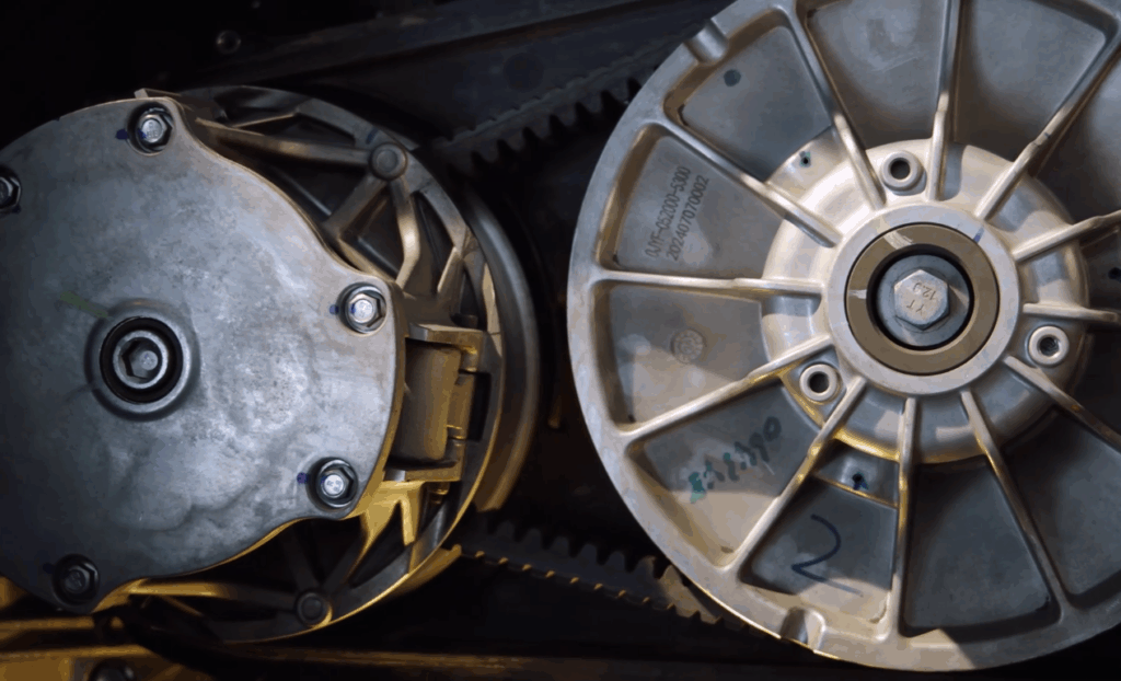 Стоит ли брать CFMOTO MV на замену Outlander XMR: детальное сравнение грязевых квадриков