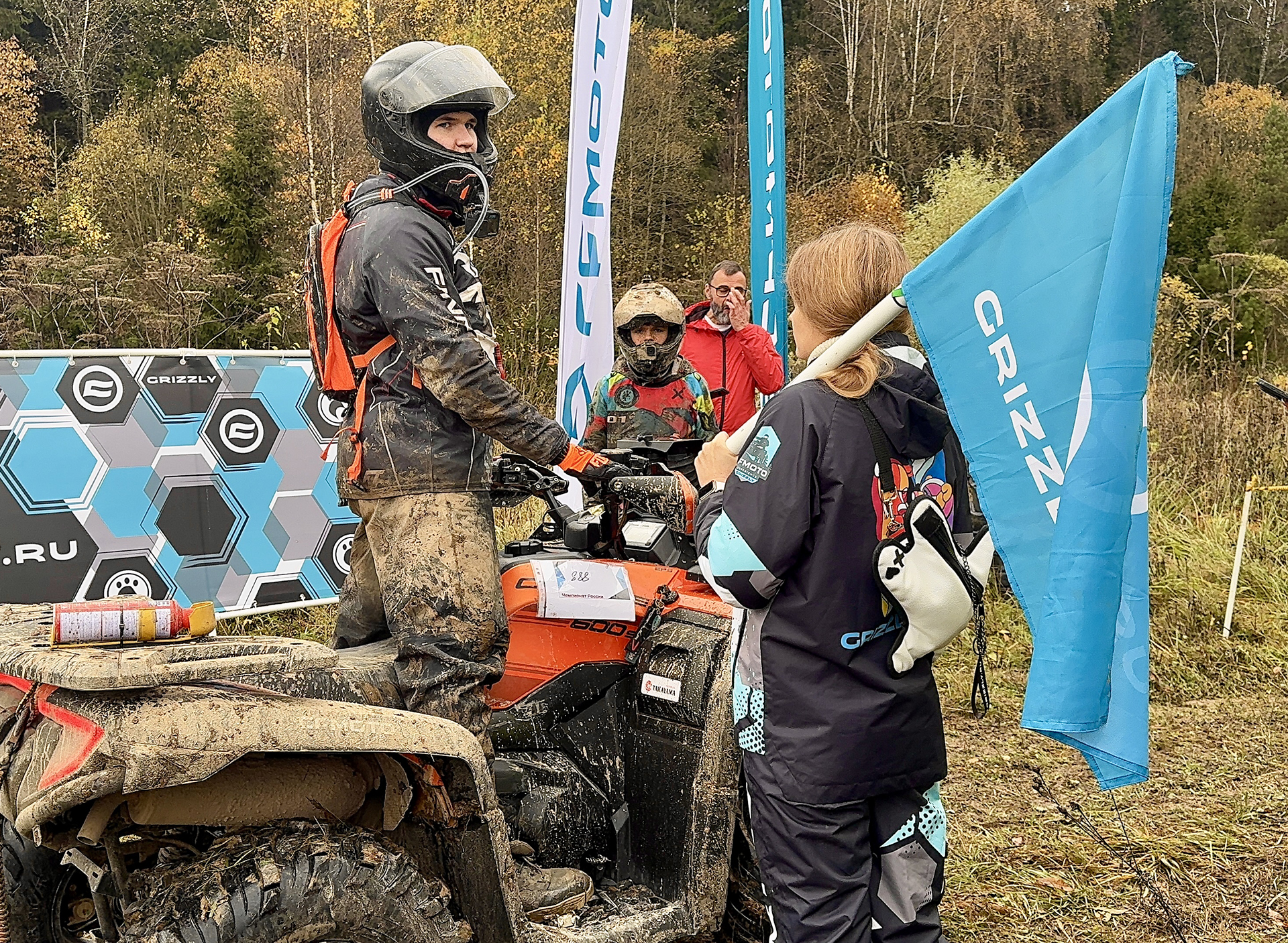 Трофи-рейд: взрыв адреналина, драйв и бескомпромиссная борьба!