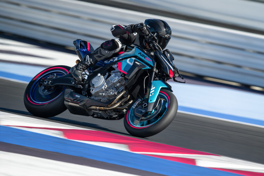 БЫСТРЕЕ В БУДУЩЕЕ: компания CFMOTO представила свои инновации на выставке EICMA 2025