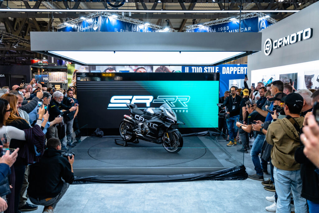 БЫСТРЕЕ В БУДУЩЕЕ: компания CFMOTO представила свои инновации на выставке EICMA 2025