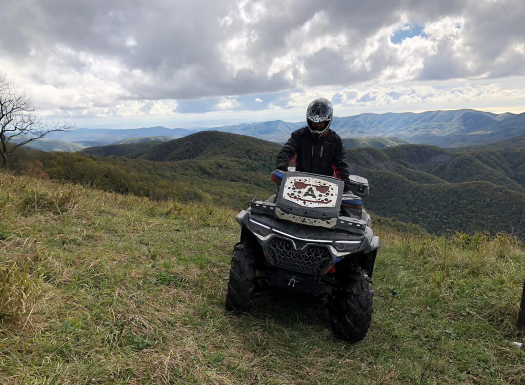Большая экспедиция на квадроциклах и багги
