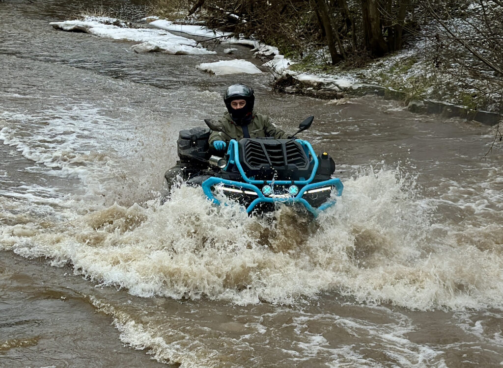 Ярко, энергично и по-своему: предновогодняя вечеринка GRIZZLY TRAVEL