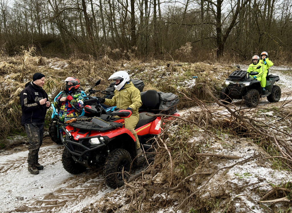 Ярко, энергично и по-своему: предновогодняя вечеринка GRIZZLY TRAVEL