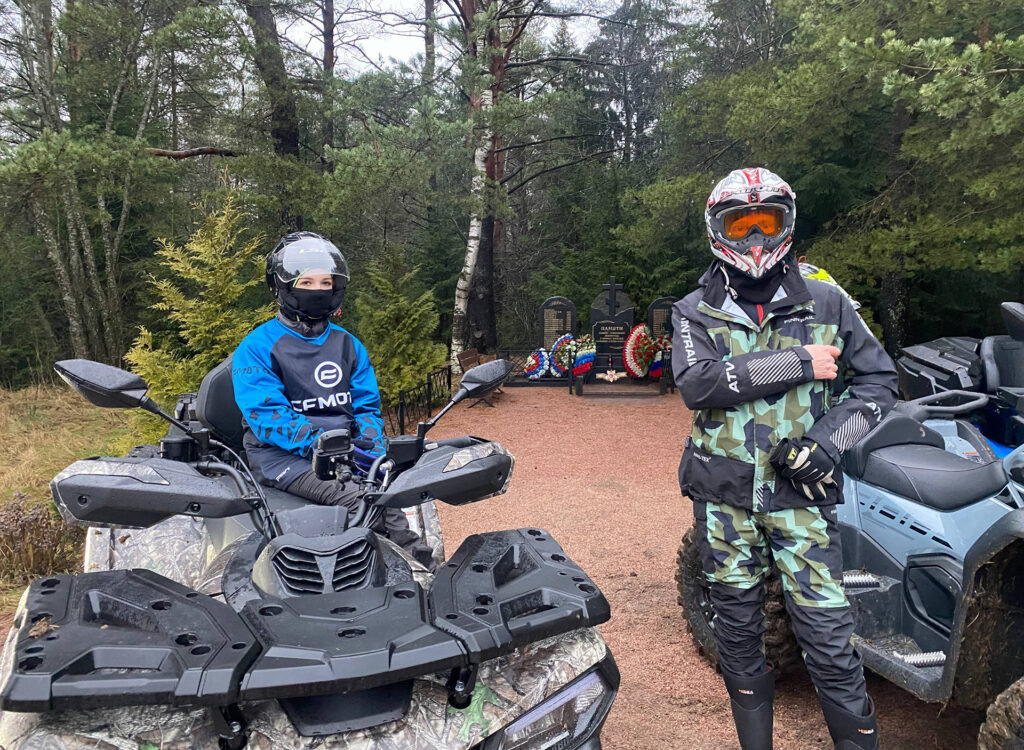 Предновогодний квадровыезд в компании «Мототрест»