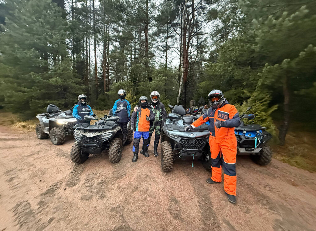 Предновогодний квадровыезд в компании «Мототрест»