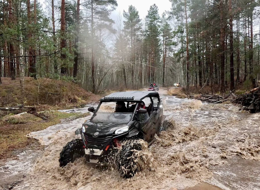 Ноябрьский квадровыезд «Розы Ветров» совместно с коттеджным посёлком «Новое Сёмкино»