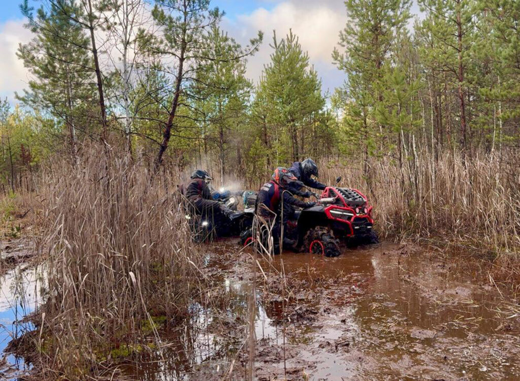 Ноябрьский квадровыезд «Розы Ветров» совместно с коттеджным посёлком «Новое Сёмкино»