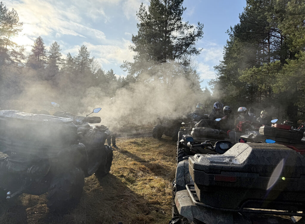 Ноябрьский квадровыезд «Розы Ветров» совместно с коттеджным посёлком «Новое Сёмкино»