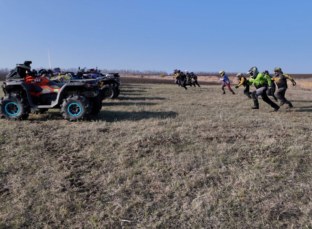 «Форсаж» на региональном турнире по гонкам с водными препятствиями