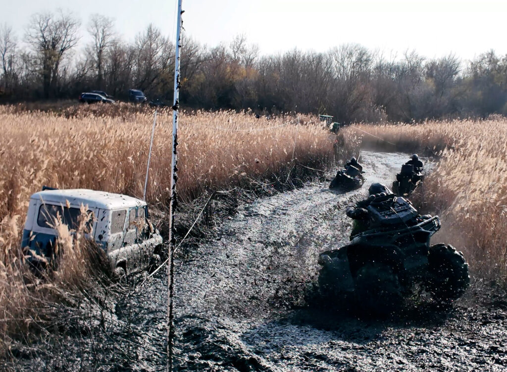 «Форсаж» на региональном турнире по гонкам с водными препятствиями