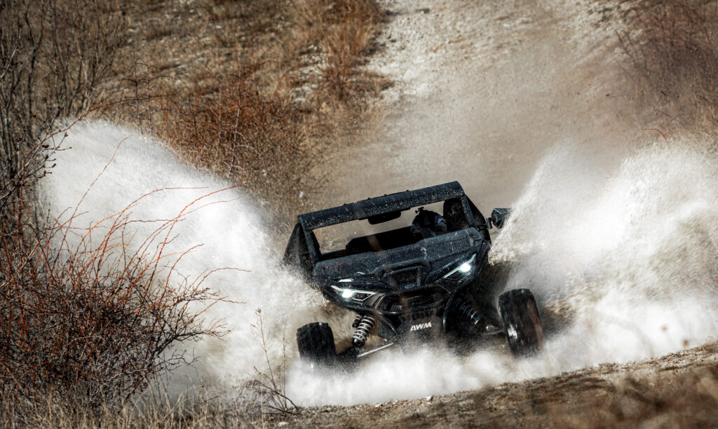 Представляем будущее внедорожных приключений: новые спортивные ZFORCE Z10 EPS и ZFORCE Z10-4 EPS от CFMOTO!