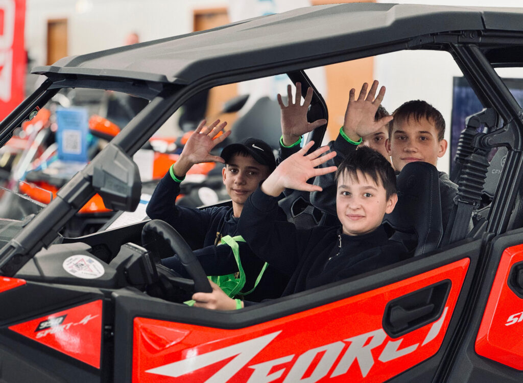 Громкий рёв моторов в поле: «СПОРТ-СКАТ» и CFMOTO на выставке «КАЗАНЬ АГРО 2026»