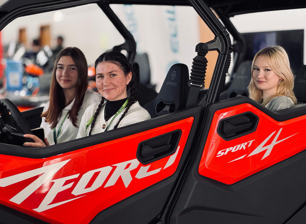 Громкий рёв моторов в поле: «СПОРТ-СКАТ» и CFMOTO на выставке «КАЗАНЬ АГРО 2026»