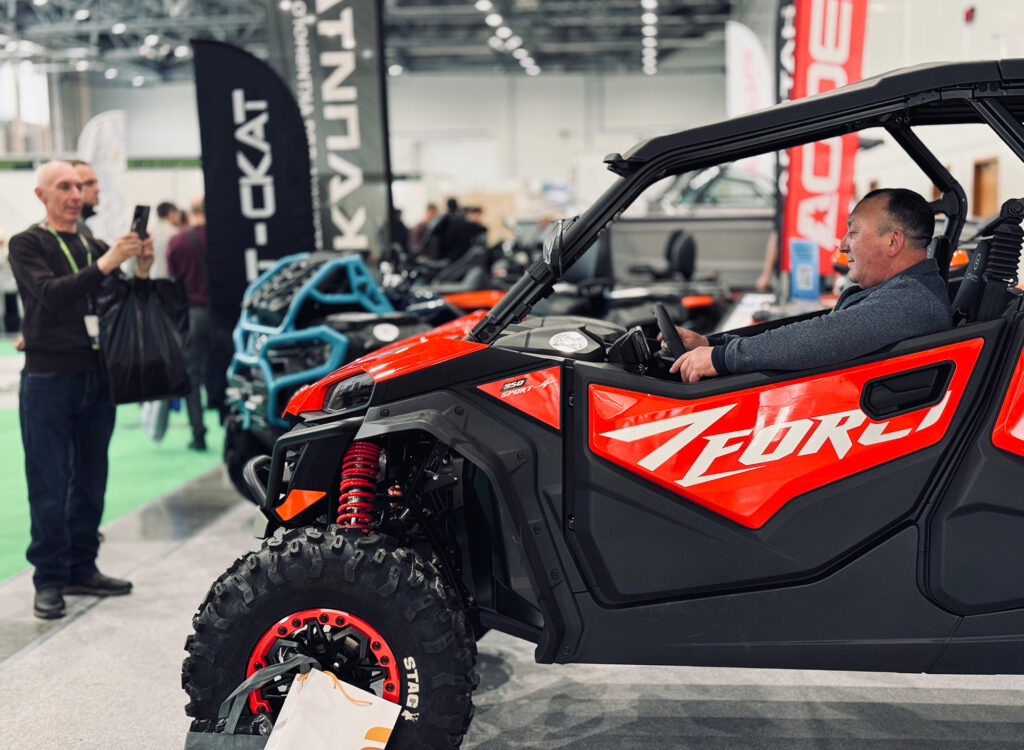 Громкий рёв моторов в поле: «СПОРТ-СКАТ» и CFMOTO на выставке «КАЗАНЬ АГРО 2026»