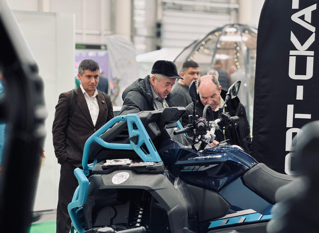 Громкий рёв моторов в поле: «СПОРТ-СКАТ» и CFMOTO на выставке «КАЗАНЬ АГРО 2026»