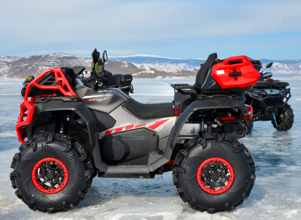 Квадроциклы CFMOTO на зимнем Байкале!