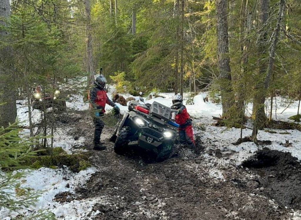 Квадро-выезд «ИАТ Спортив»: весенний маршрут к Каллеловскому разливу