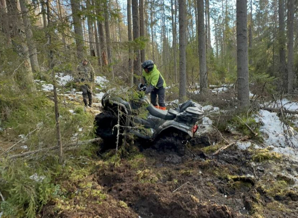 Квадро-выезд «ИАТ Спортив»: весенний маршрут к Каллеловскому разливу