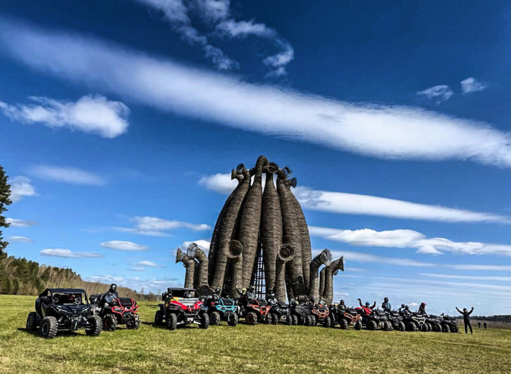 Путешествие ATVARMOR CLUB по берегам Угры с посещением арт-парка Никола-Ленивец