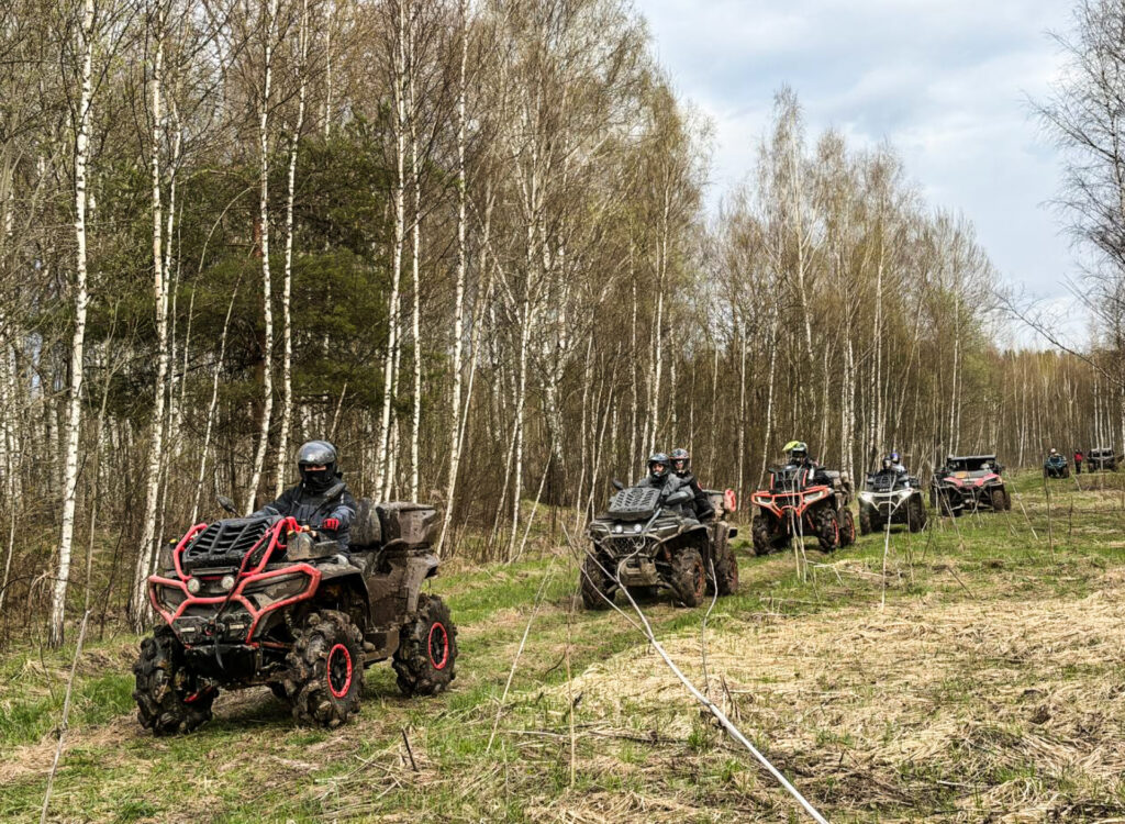 Путешествие ATVARMOR CLUB по берегам Угры с посещением арт-парка Никола-Ленивец