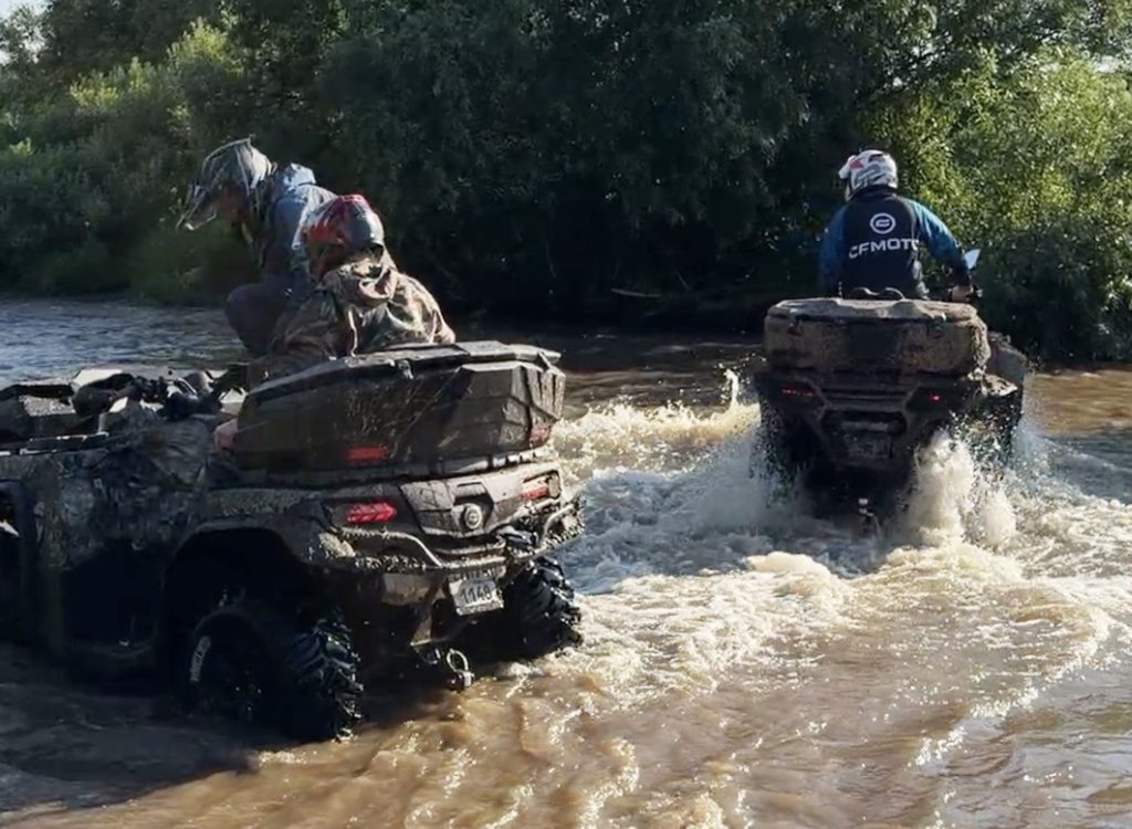 «Экстрим Маркет» покорил Инзерские зубчатки на квадроциклах CFMOTO