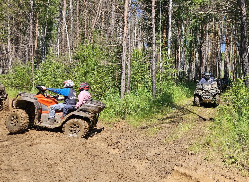 «Экстрим Маркет» покорил Инзерские зубчатки на квадроциклах CFMOTO