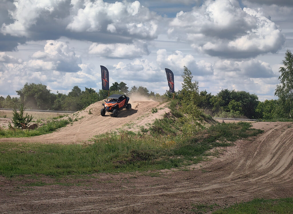 «Роза ветров» открыла CFMOTO EXPERIENCE в Рязани: 300 человек, море драйва и техника, покоряющая бездорожье!