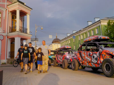 Команда телепроекта «Вне зоны» в гостях у «АВТО 69» в Твери